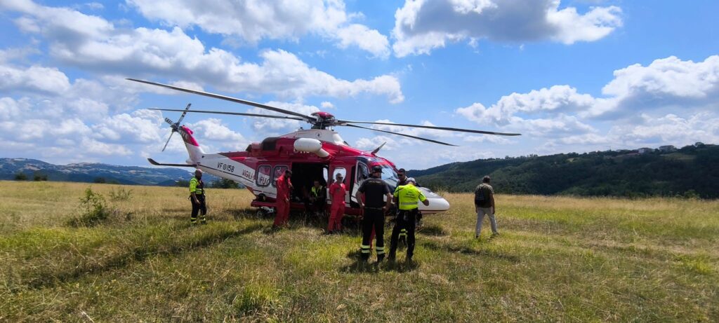 Va a caccia di funghi e perde l'orientamento a Cortino: viene ritrovato e messo in salvo