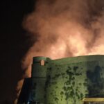 Fiamme alle spalle del Castello Aragonese di Ortona, Avs e PD sparano a zero sull'amministrazione Di Nardo