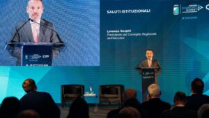 Abruzzo economy summit 2026, a Pescara il confronto su infrastrutture, geopolitica, innovazione e intelligenza artificiale