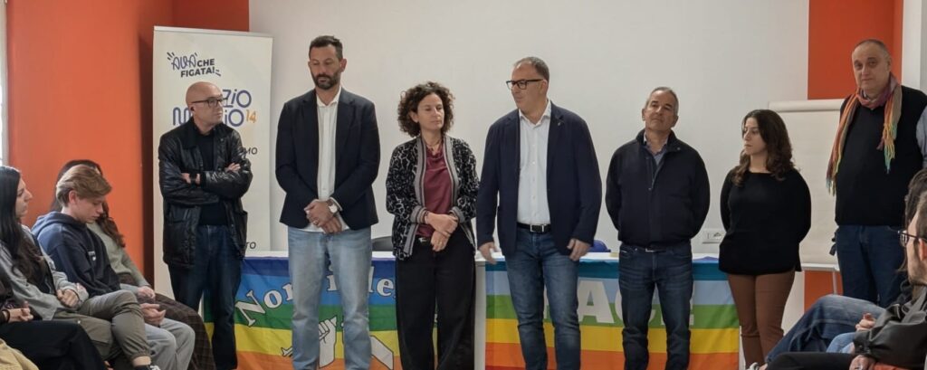 Un'immagine della cerimonia di accoglienza dei volontari allo Spazio Mincio di Montesilvano