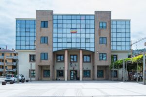 L'immagine del municipio di Roseto degli Abruzzi