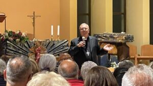 Monsignor Leuzzi incontra le associazioni rosetane: dialogo all'insegna della solidarietà
