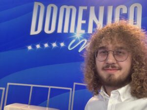 L'abruzzese Di Mattia campione europeo di organetto, sbarca a Domenica In a Rai 1, milioni di visualizzazioni e un tour in preparazione