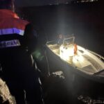 Un'immagine del salvataggio di un natante da diporto operato dagli uomini della Guardia Costiera di Ortona