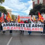 Un'immagine della manifestazione di protesta a Pescara contro il caro vita