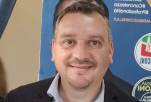 A Silvi il sindaco Scodella riparte con una giunta senza Fratelli d'Italia, le opposizioni chiedono il ritorno al voto